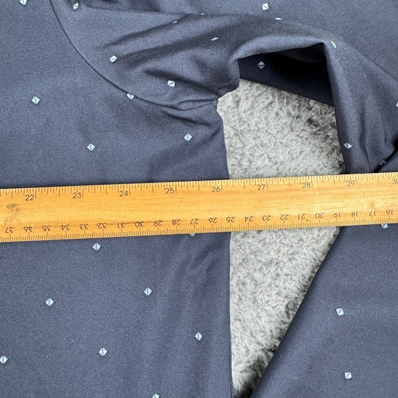 Travis Mathew Golf Reversible Gray and Blue Jacket L/XL - Picture 2 of 9